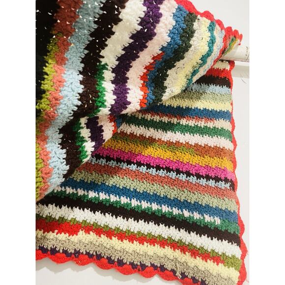 Vtg Rainbow Afghan Crochet Blanket Handmade Cottagecore Scalloped Edge Boho Prid - Picture 6 of 11